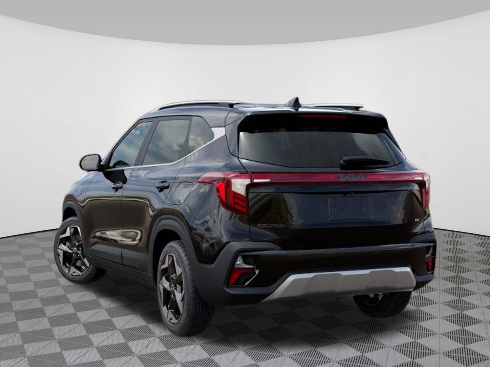 2025 Kia Seltos EX photo 4