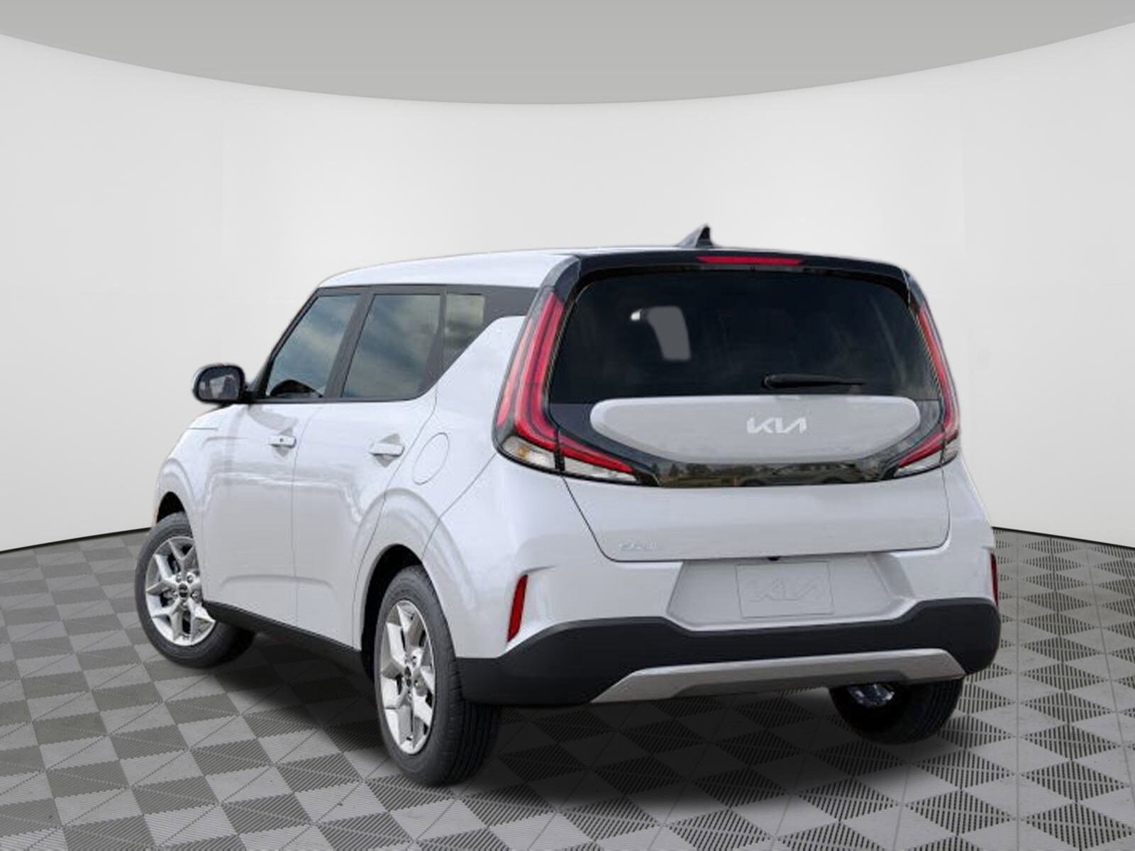 2025 Kia Soul S photo 4
