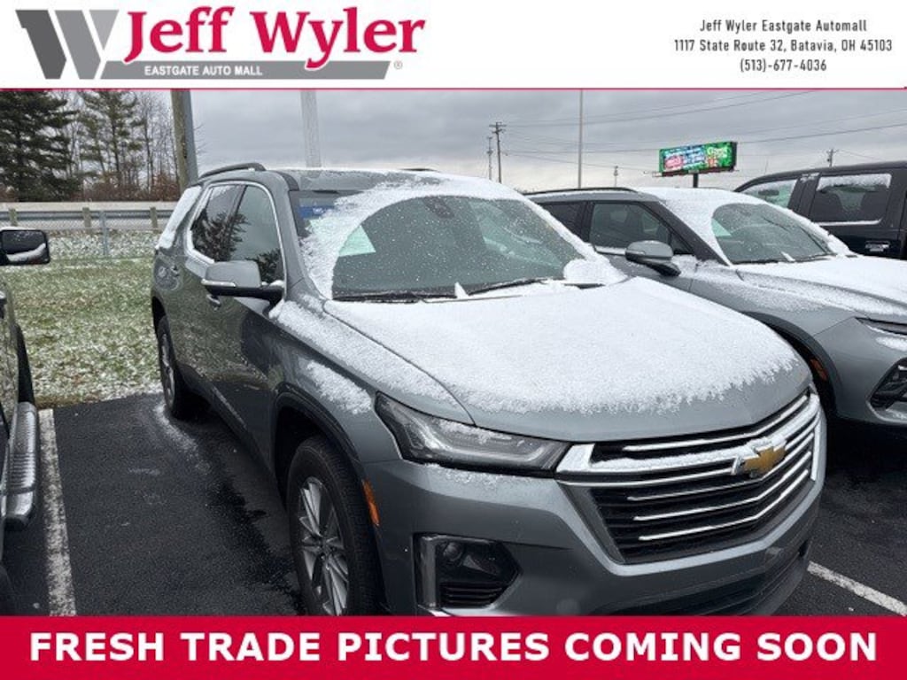 Used 2023 Chevrolet Traverse LT Cloth SUV