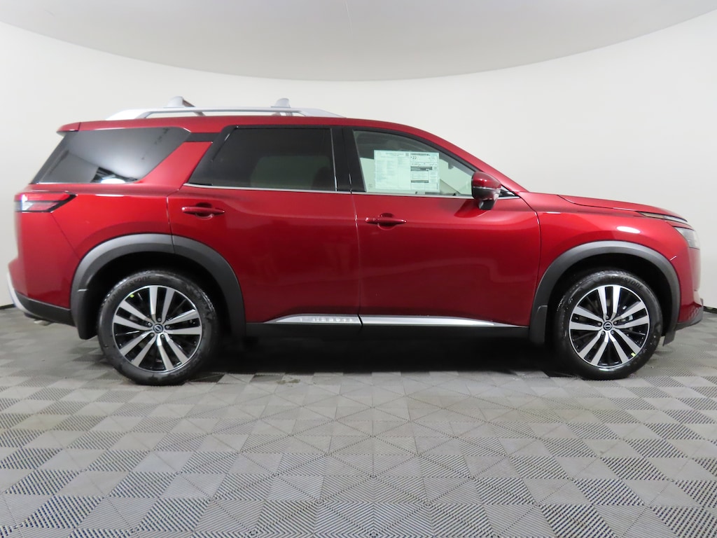 New 2025 Nissan Pathfinder Platinum SUV