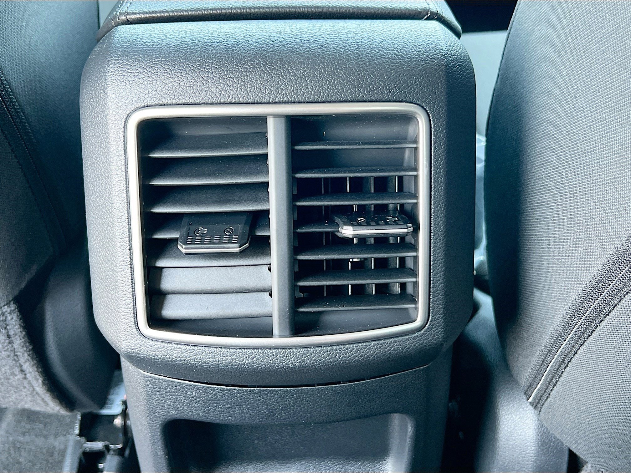 2026 Kia Sportage LX - Photo 25