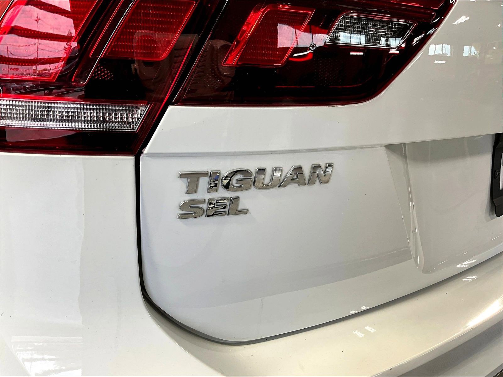 2020 Volkswagen Tiguan SEL - Photo 22