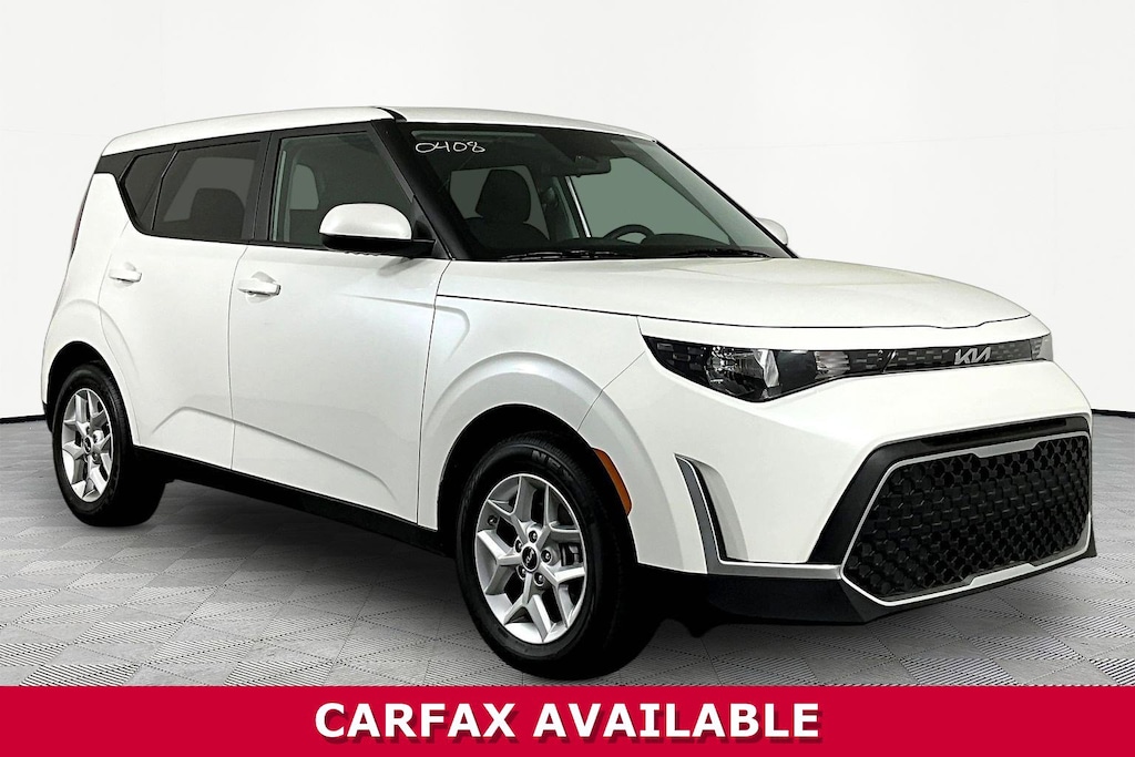 Used 2025 Kia Soul LX Hatchback