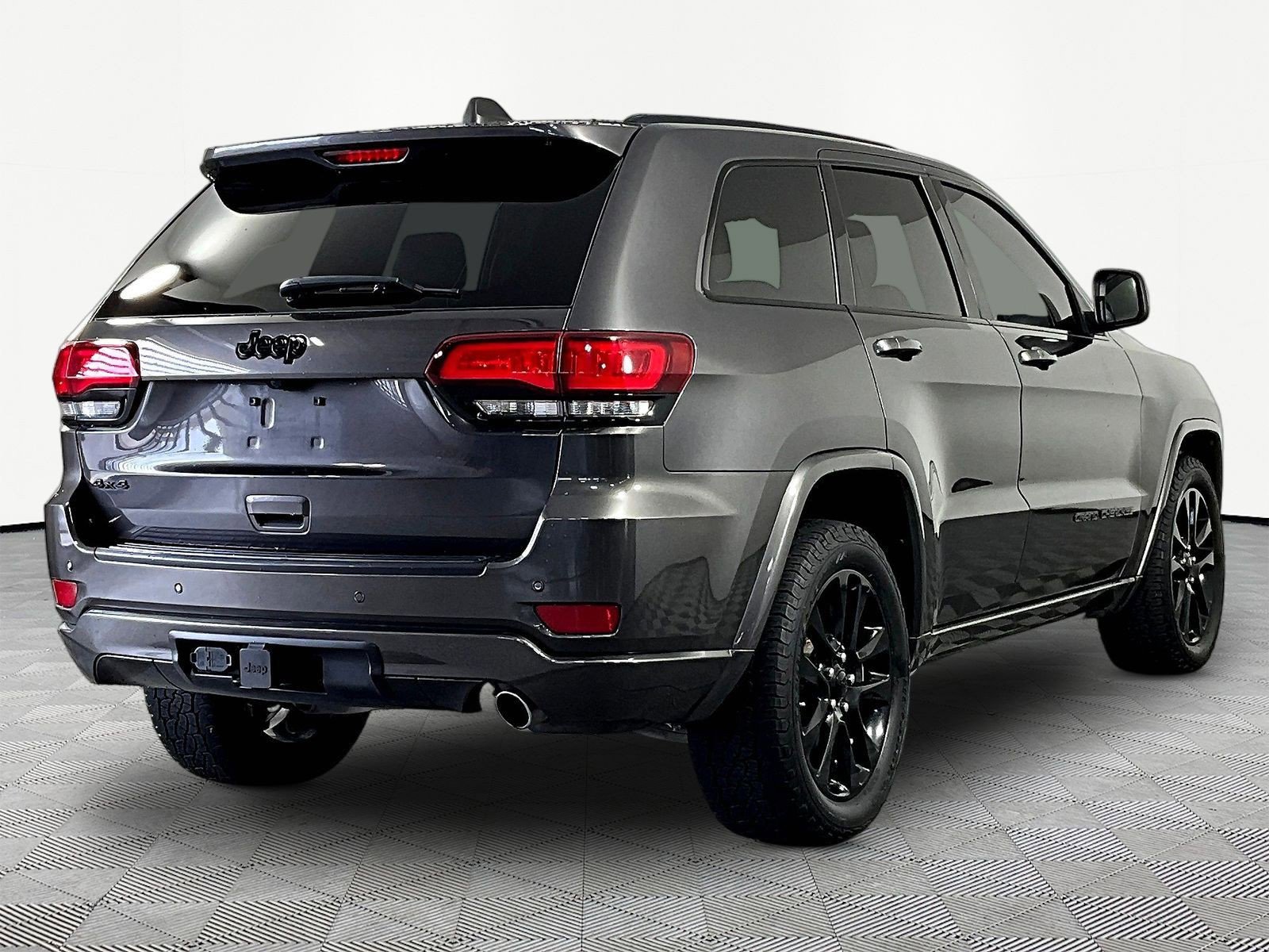 2019 Jeep Grand Cherokee Altitude - Photo 6