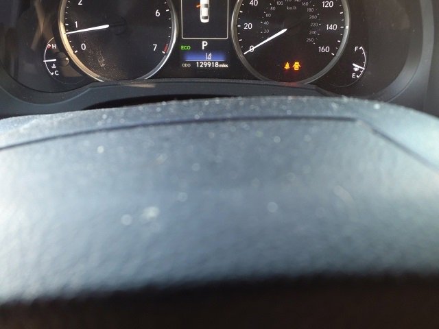 2019 Lexus IS 300 photo 4