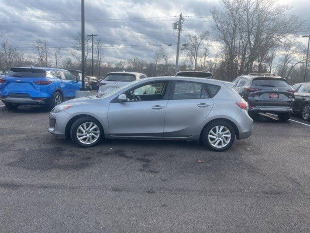 Used 2013 Mazda Mazda3 i Grand Touring Hatchback