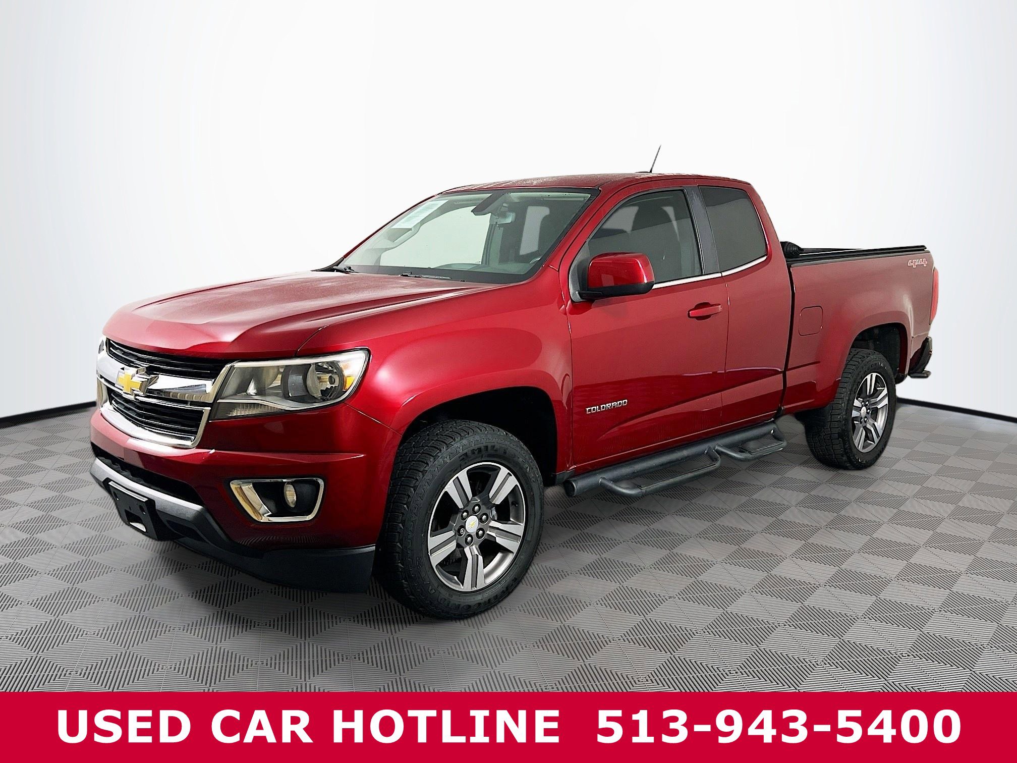 2018 Chevrolet Colorado LT photo 2