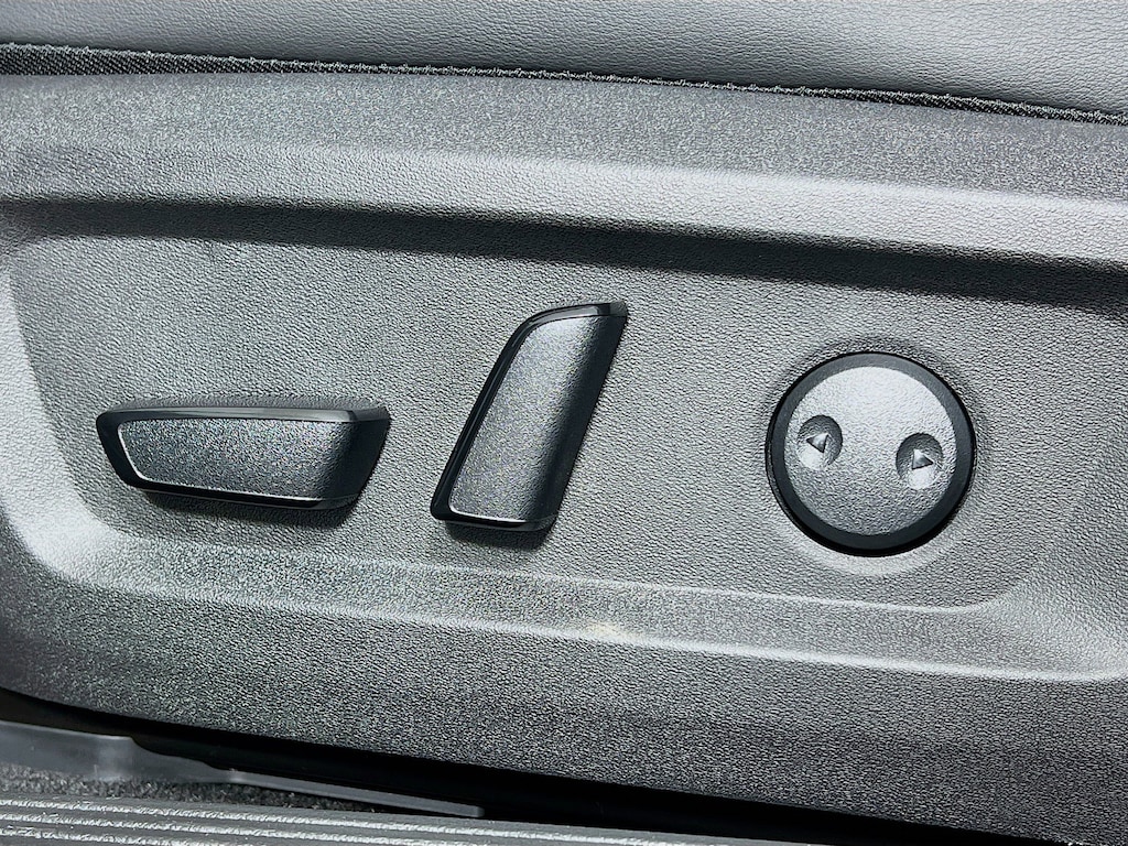 New 2026 Nissan Rogue SV SUV