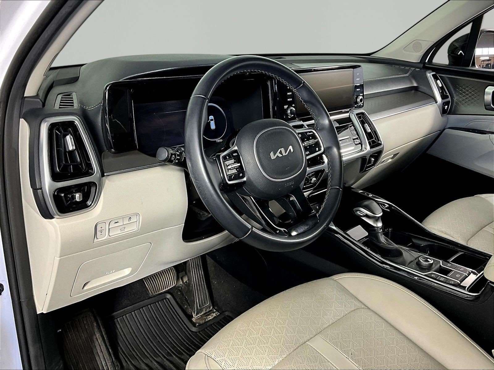 2023 Kia Sorento SX - Photo 20