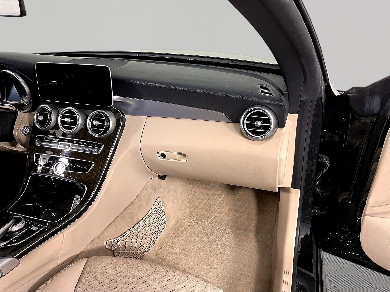 2019 Mercedes-Benz C-Class Cabriolet C300 - Photo 29