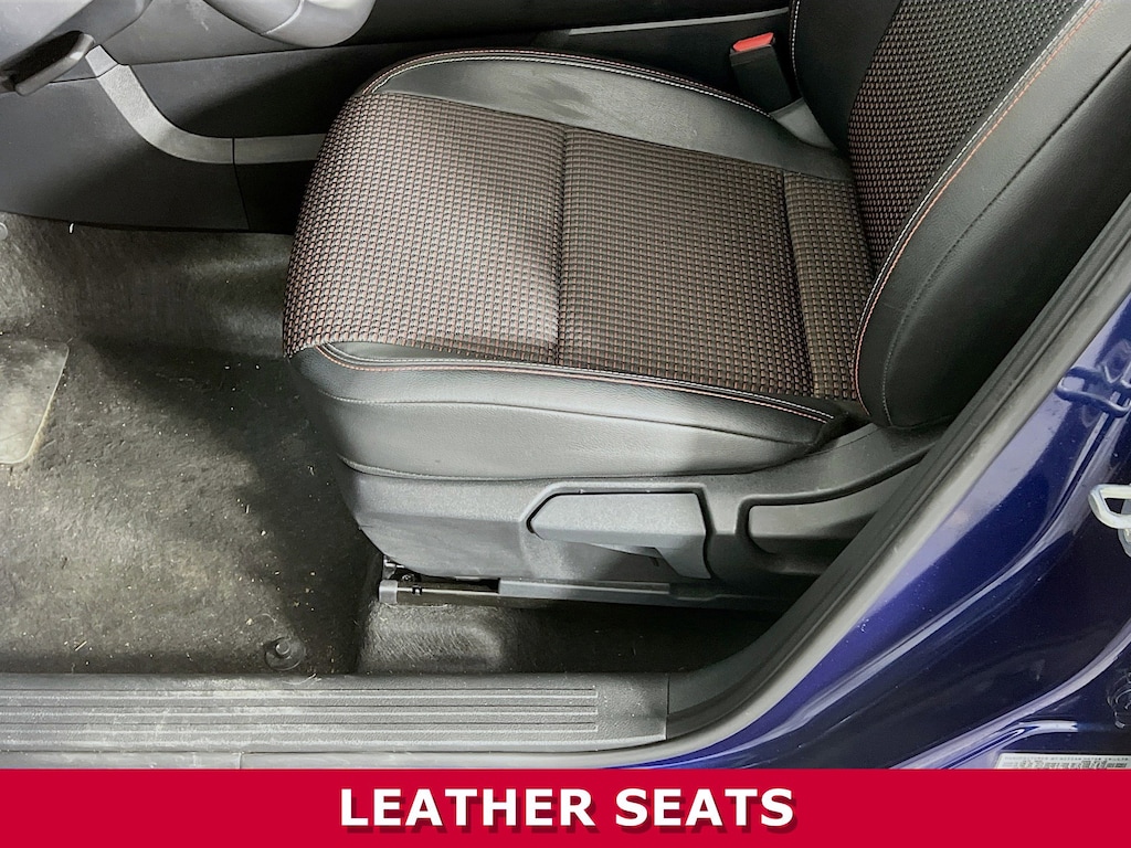 Used 2025 Nissan Kicks SR SUV