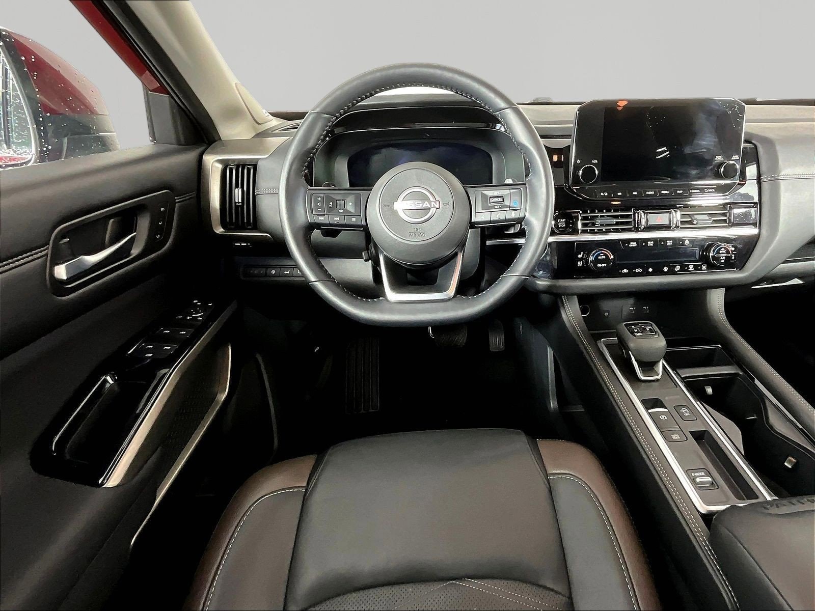 2025 Nissan Pathfinder Platinum - Photo 8