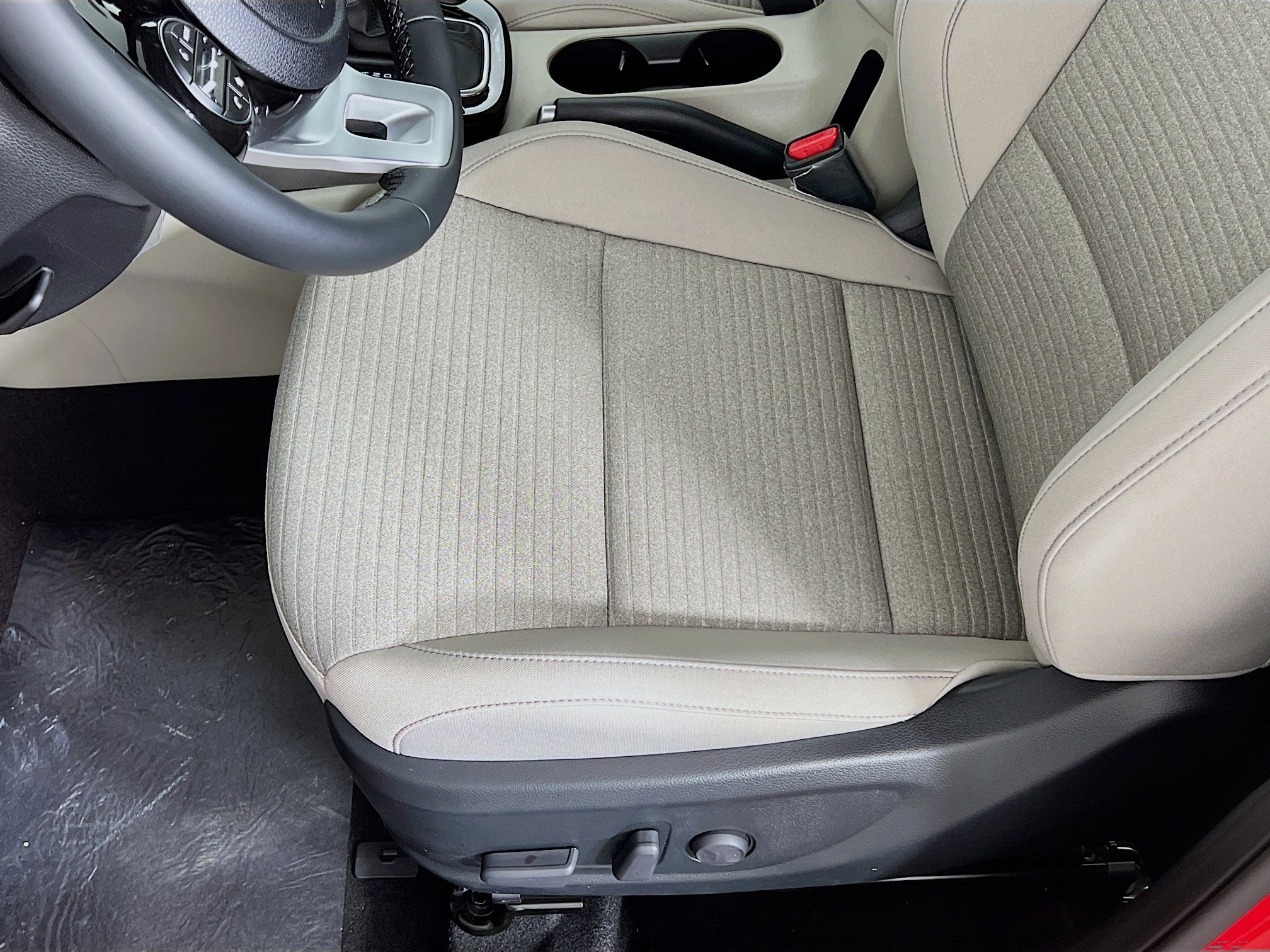 2025 Kia Soul EX photo 3