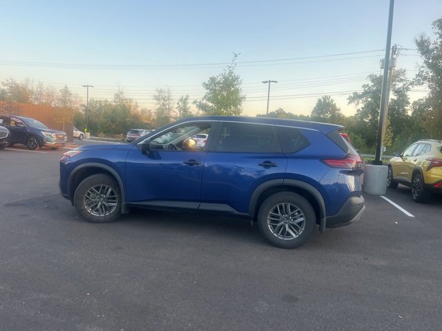 2023 Nissan Rogue S photo 3