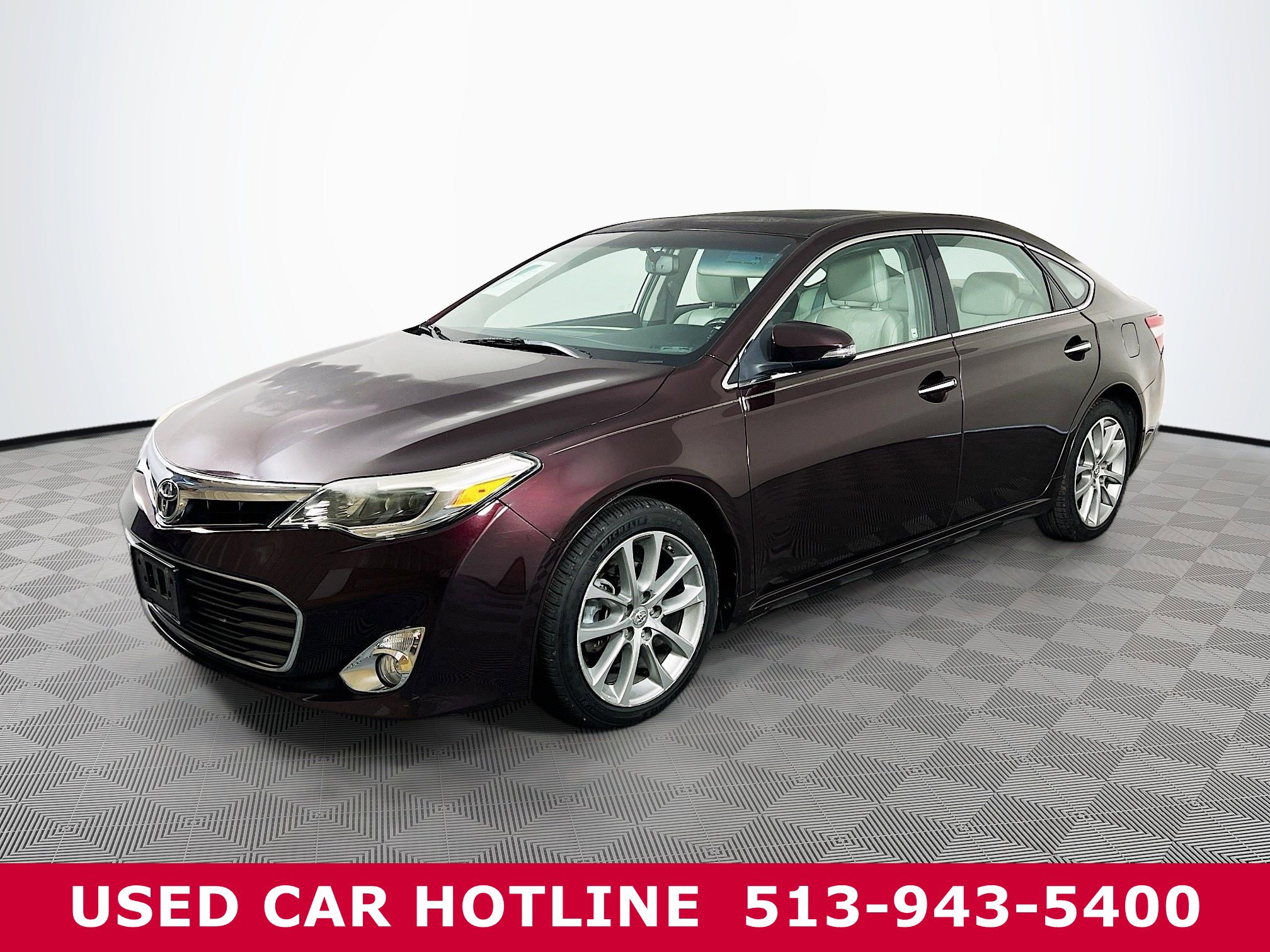 2014 Toyota Avalon XLE Touring photo 2