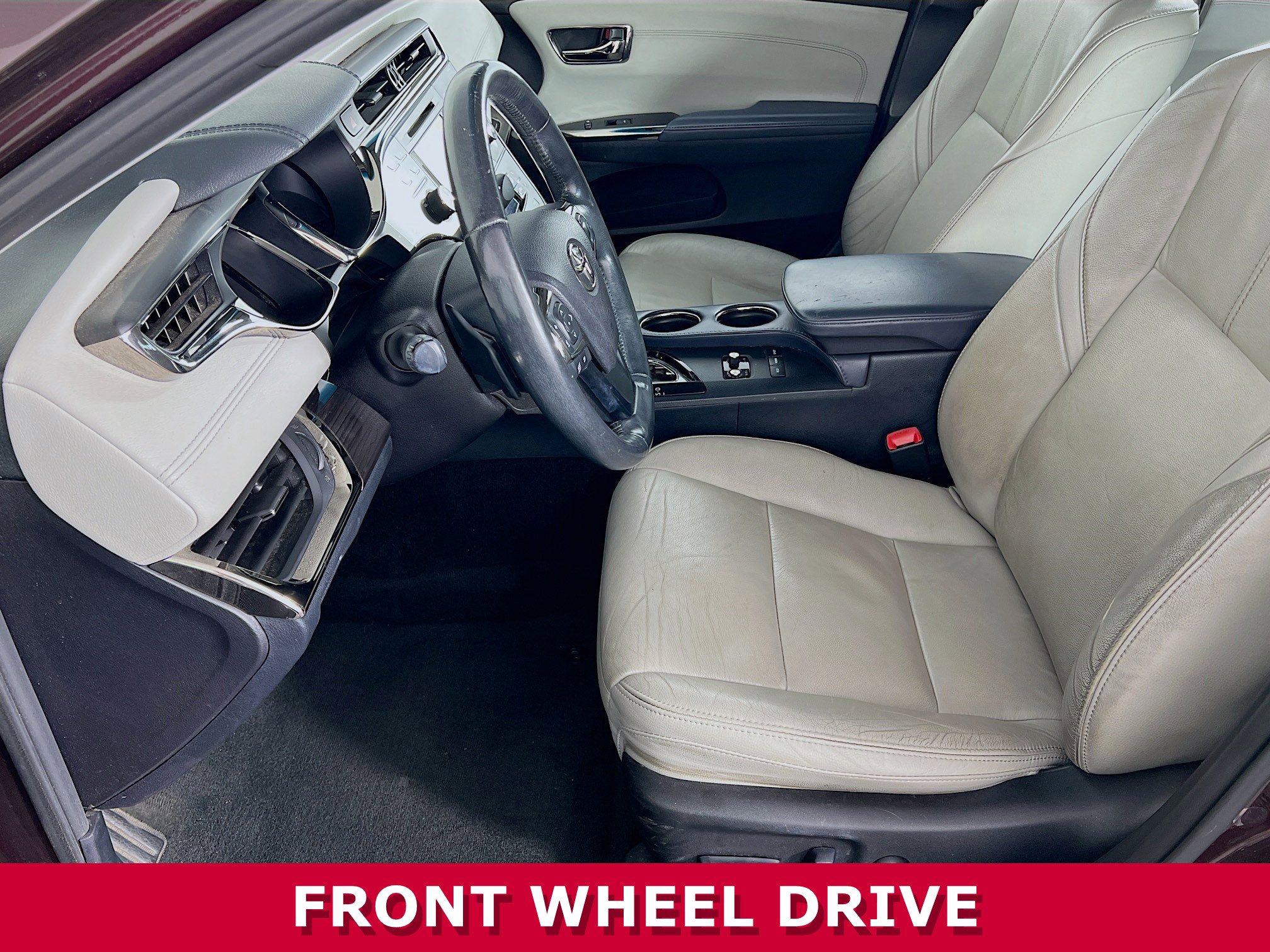 2014 Toyota Avalon XLE Touring photo 3