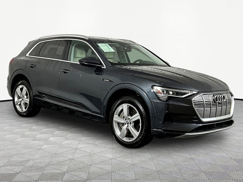 Used 2019 Audi e-tron Prestige SUV