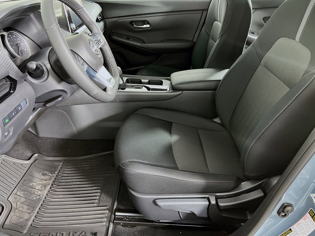 New 2025 Nissan Sentra SV Sedan