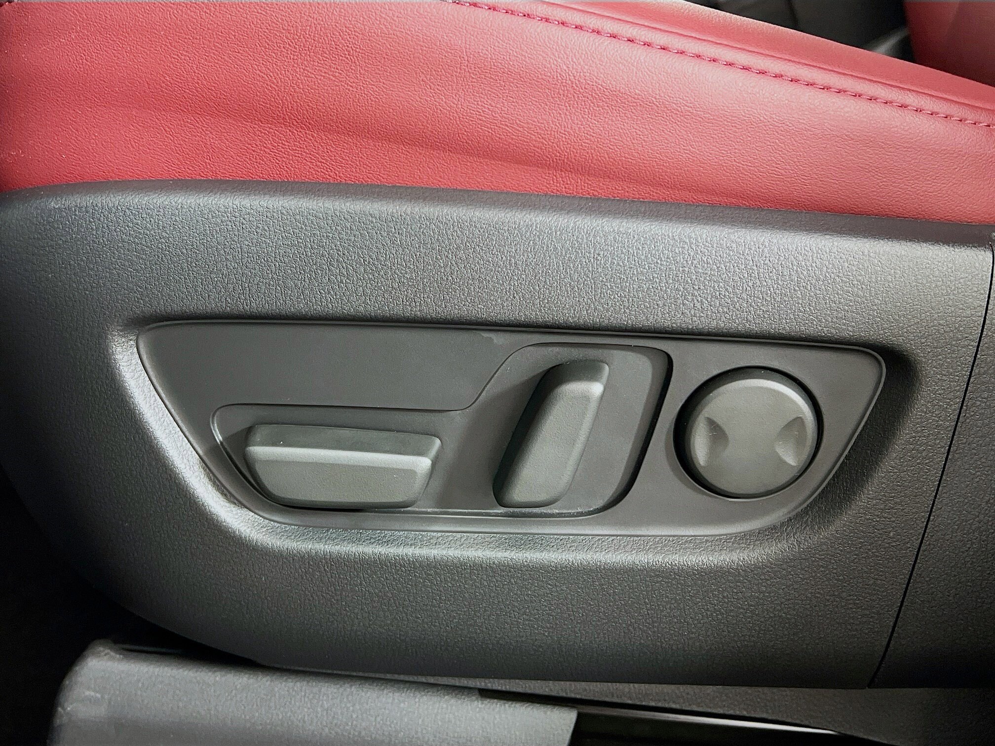 2025 Mazda CX-70 Premium Plus photo 4