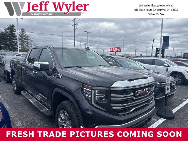 2022 GMC Sierra 1500 SLT's photo