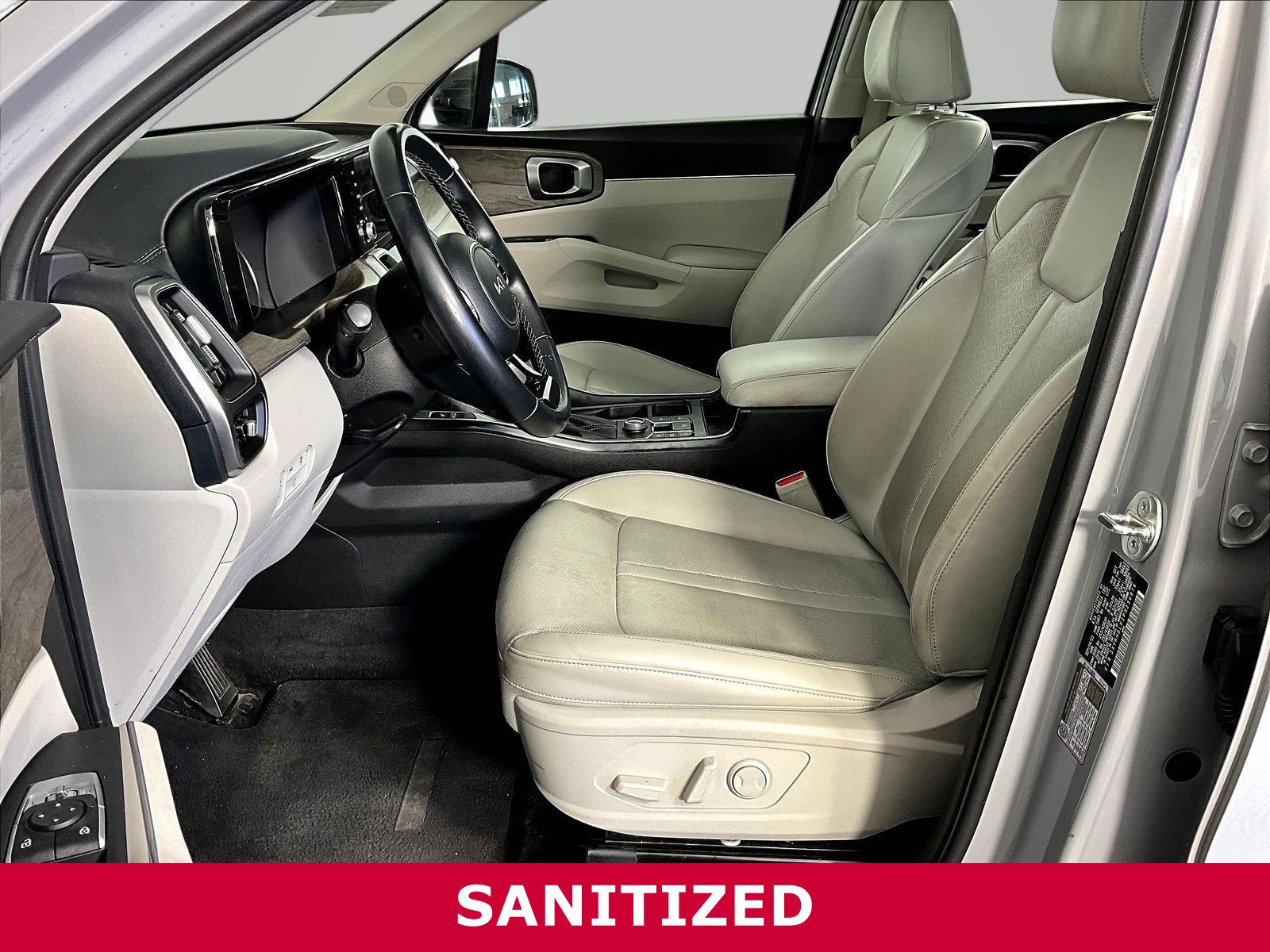 2023 Kia Sorento X-Line EX - Photo 22