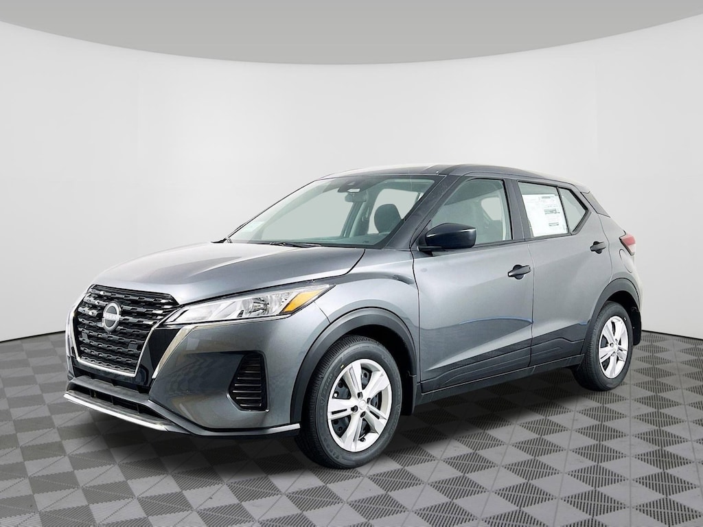 New 2025 Nissan Kicks Play S SUV