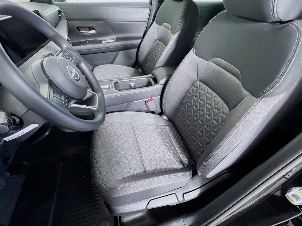 New 2026 Nissan Kicks SV SUV