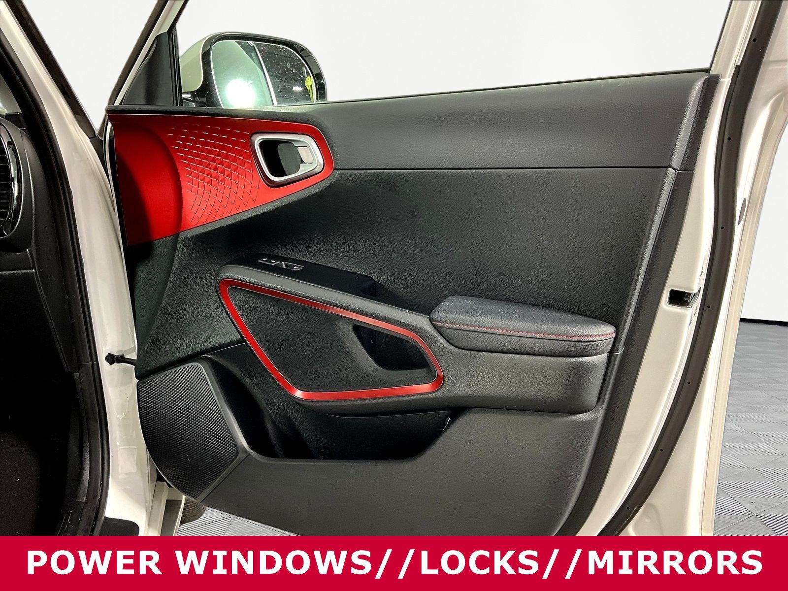 2023 Kia Soul GT-Line - Photo 28