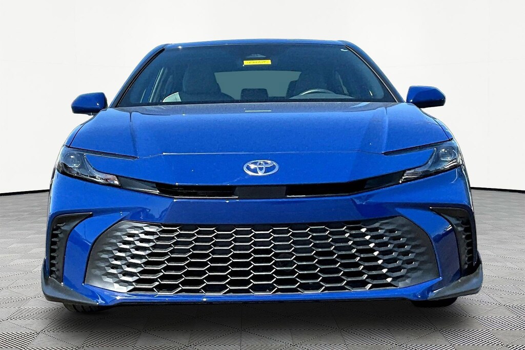 Used 2025 Toyota Camry SE Sedan