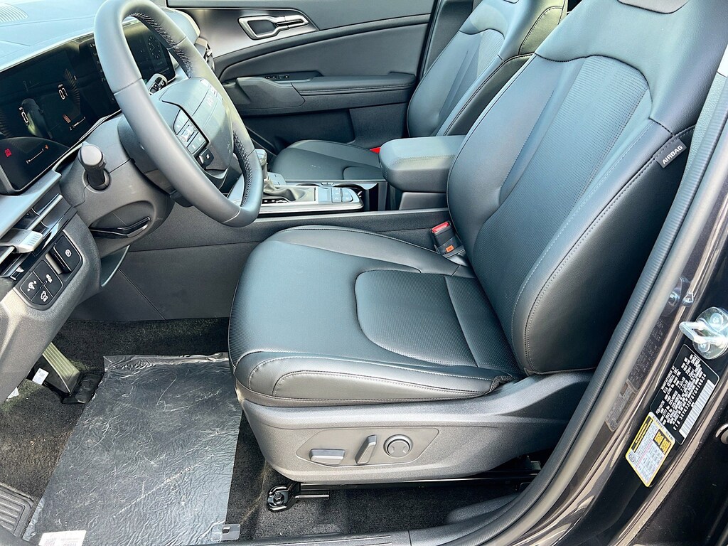 New 2026 Kia Sportage EX SUV