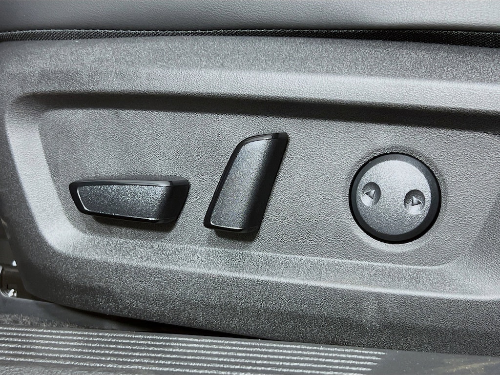 New 2026 Nissan Rogue Platinum SUV