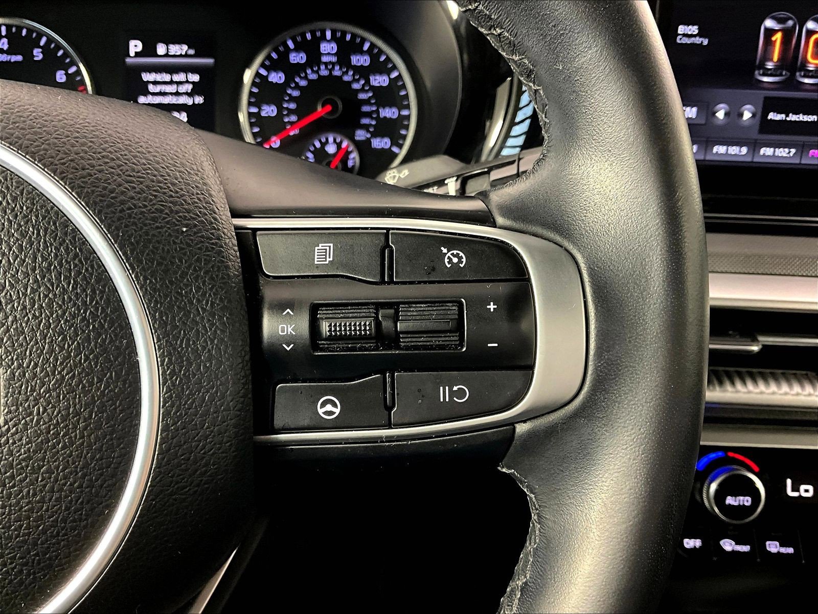2022 Kia K5 GT-Line - Photo 11
