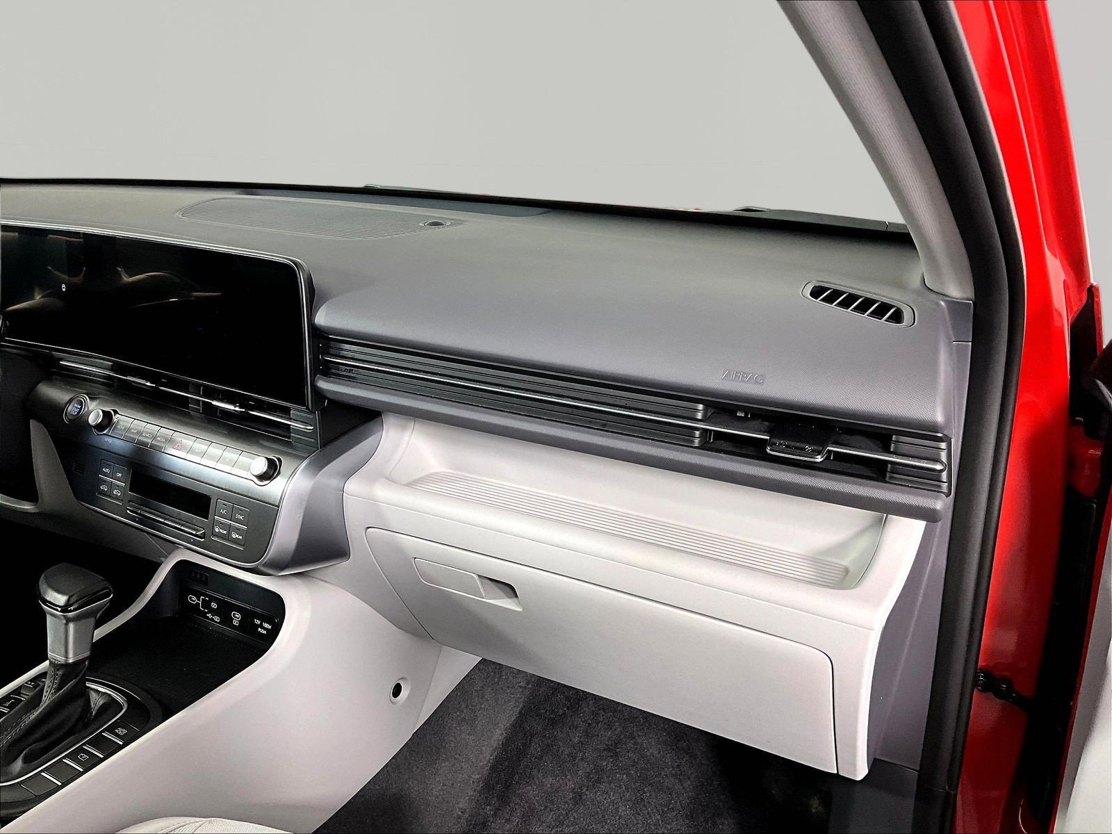 2025 Hyundai Kona SEL - Photo 24