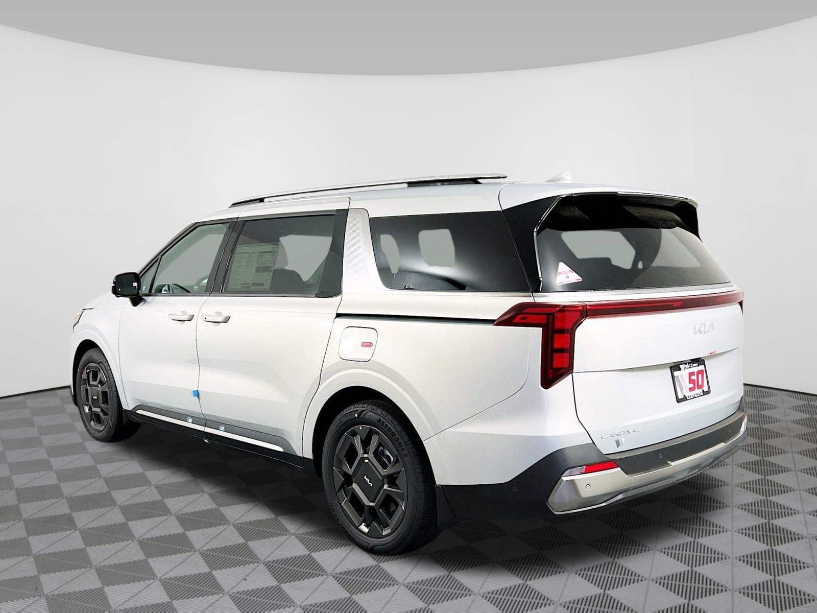 2025 Kia Carnival SX - Photo 34