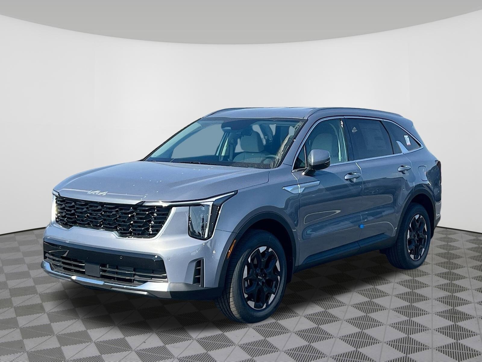 2025 Kia Sorento S photo 2