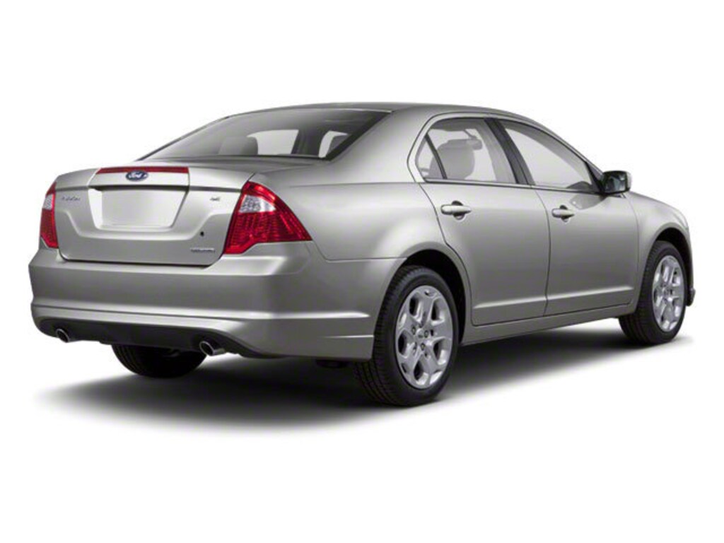 Used 2010 Ford Fusion SE Sedan