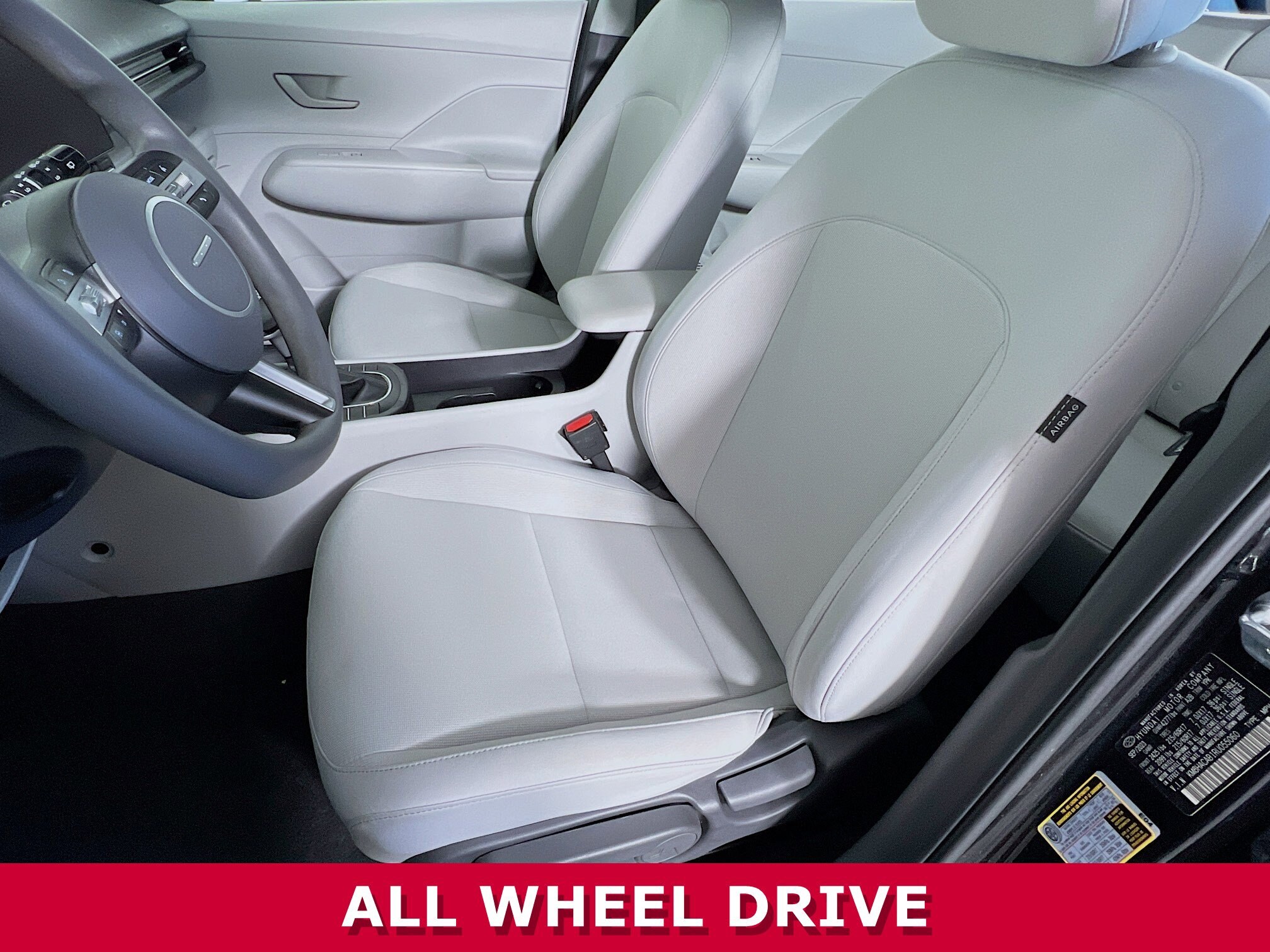 2024 Hyundai Kona SE photo 3