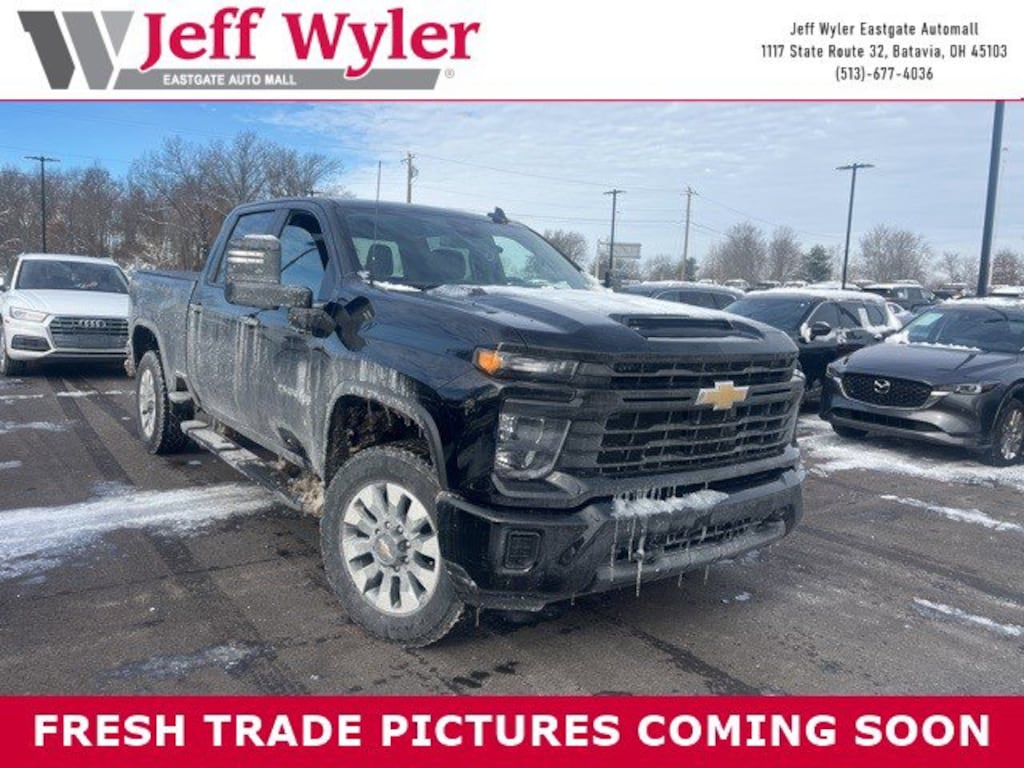 Used 2024 Chevrolet Silverado 2500HD Custom Truck Crew Cab