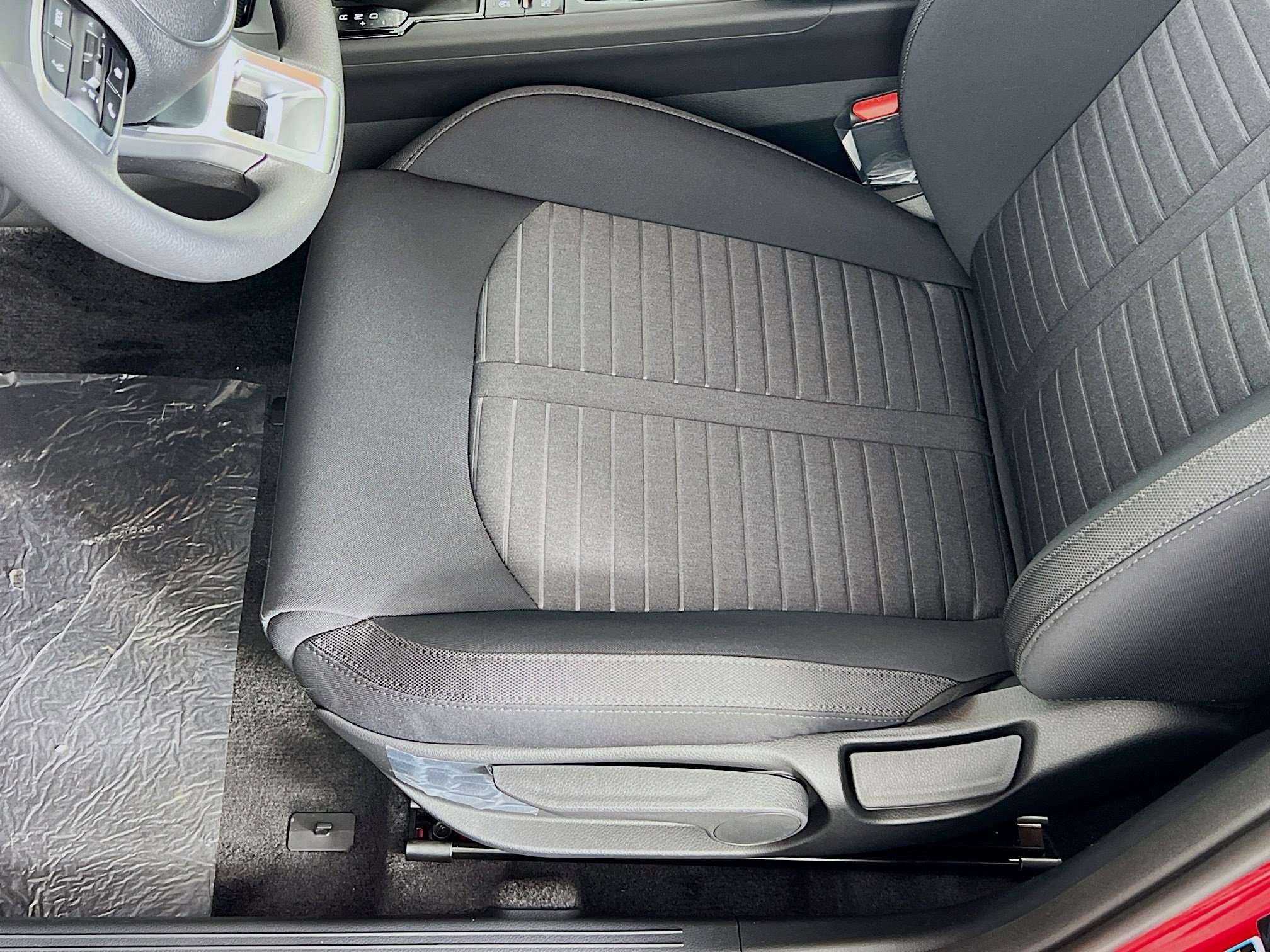 2025 Kia K5 LXS photo 4