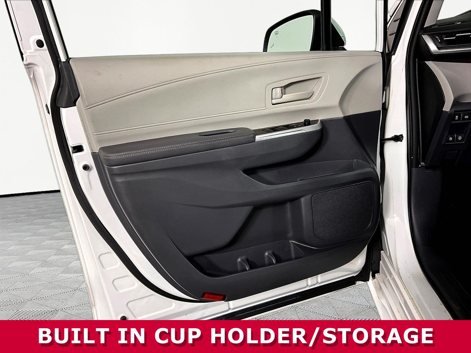 2022 Toyota Sienna LE - Photo 20