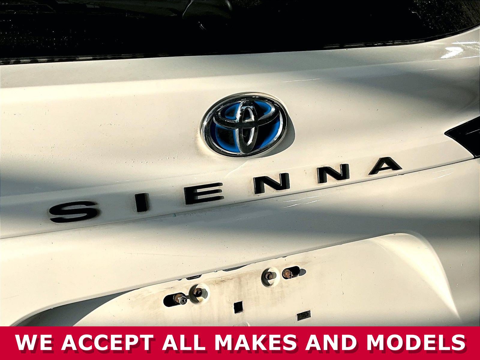 2022 Toyota Sienna LE - Photo 24