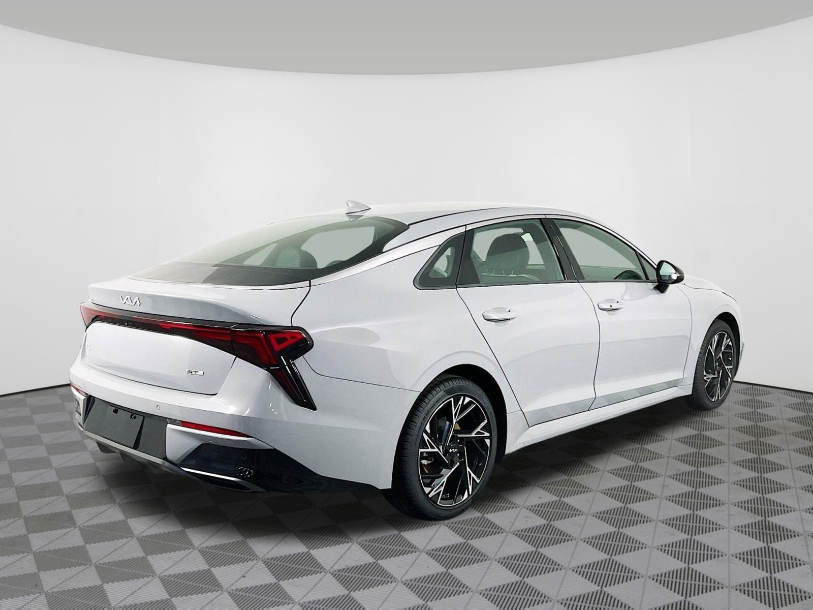 2025 Kia K5 GT-Line - Photo 32