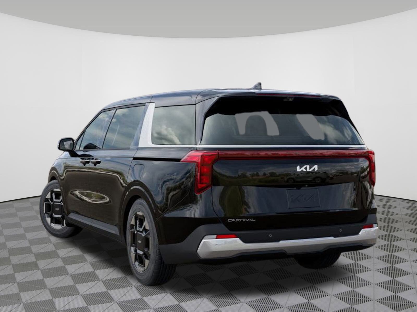 2026 Kia Carnival EX photo 4