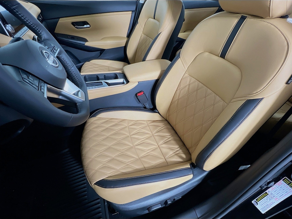 New 2025 Nissan Sentra SV Sedan