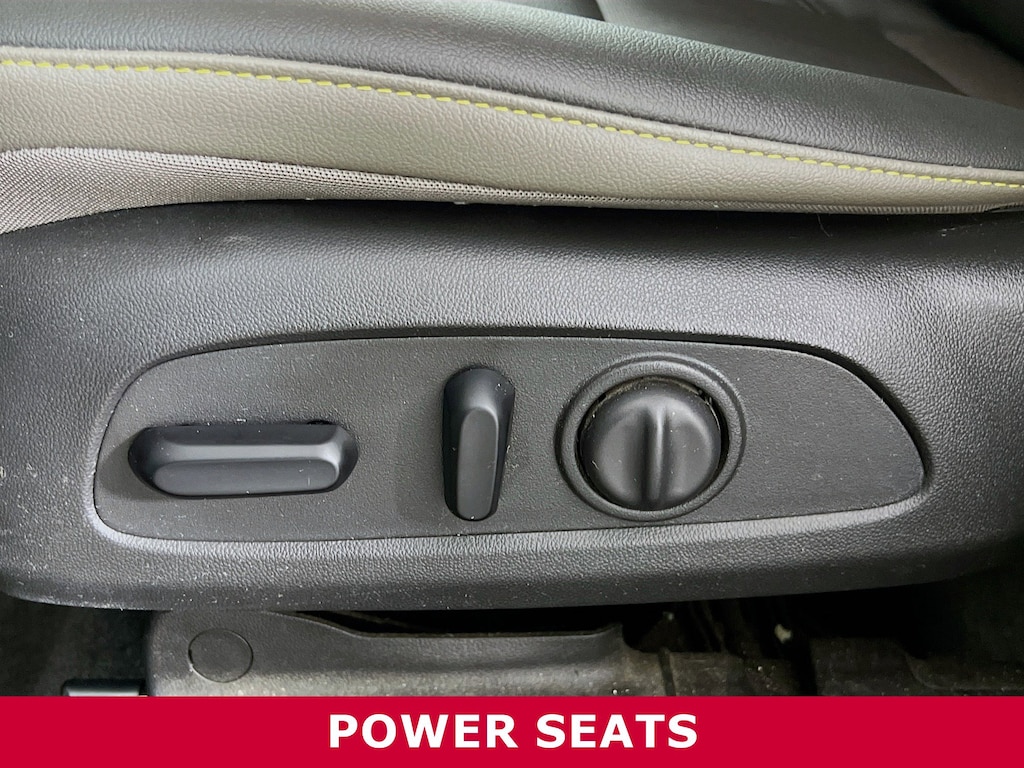 Used 2025 Chevrolet Trax ACTIV SUV