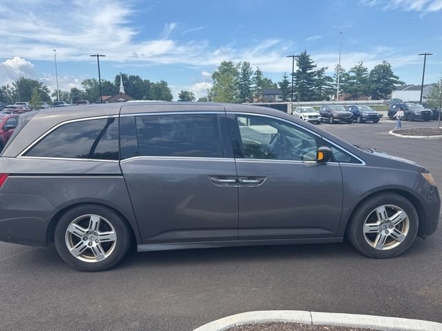 Used 2012 Honda Odyssey Touring with VIN 5FNRL5H92CB053156 for sale in Batavia, OH