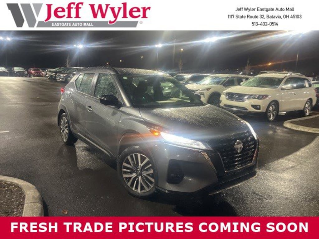 Used 2023 Nissan Kicks SR SUV
