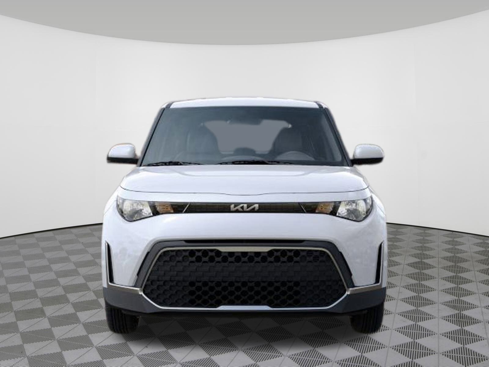 2025 Kia Soul S photo 2