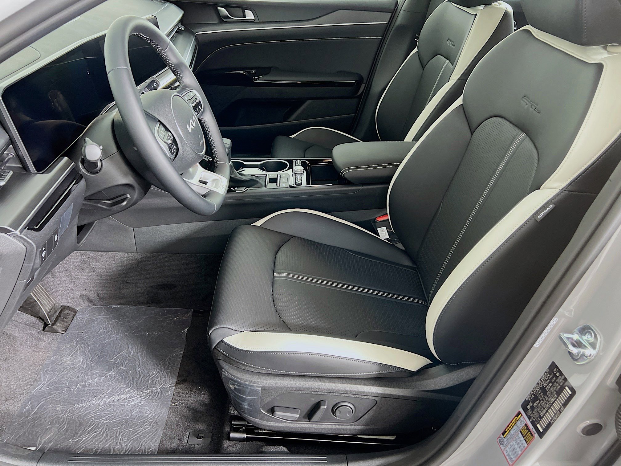 2026 Kia K5 GT-Line photo 3
