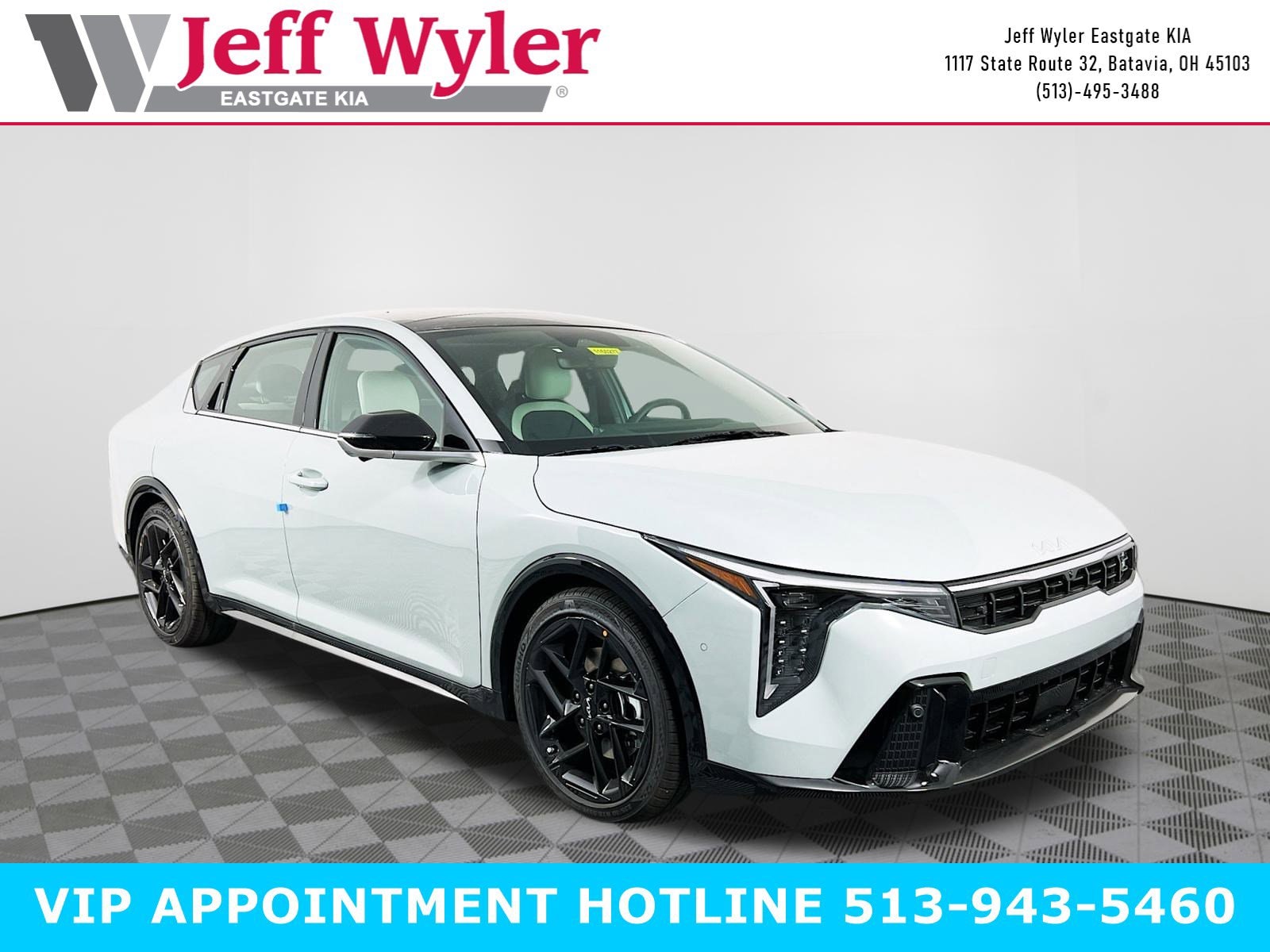 2025 Kia K4 GT-Line Turbo's photo